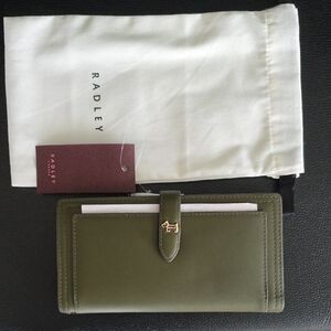 Radley London  Medium Green Willis Street Large Bifold Wallet In Pine Needle New